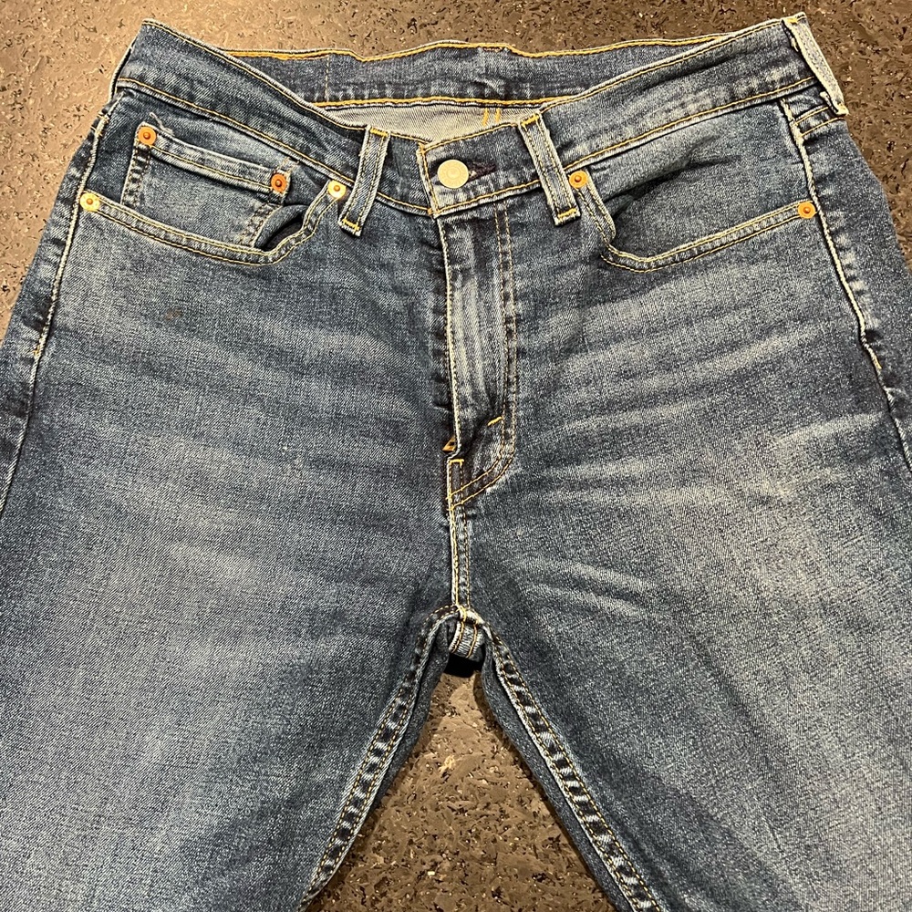 Levi's Relaxed Fit Dark Blue Jeans